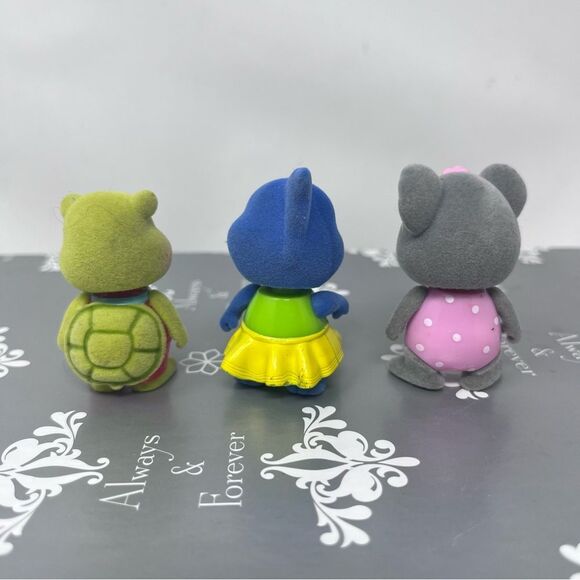 Lit’l Woodzeez Bobbleez Flocked Material Figure Bundle - Picture 4 of 9